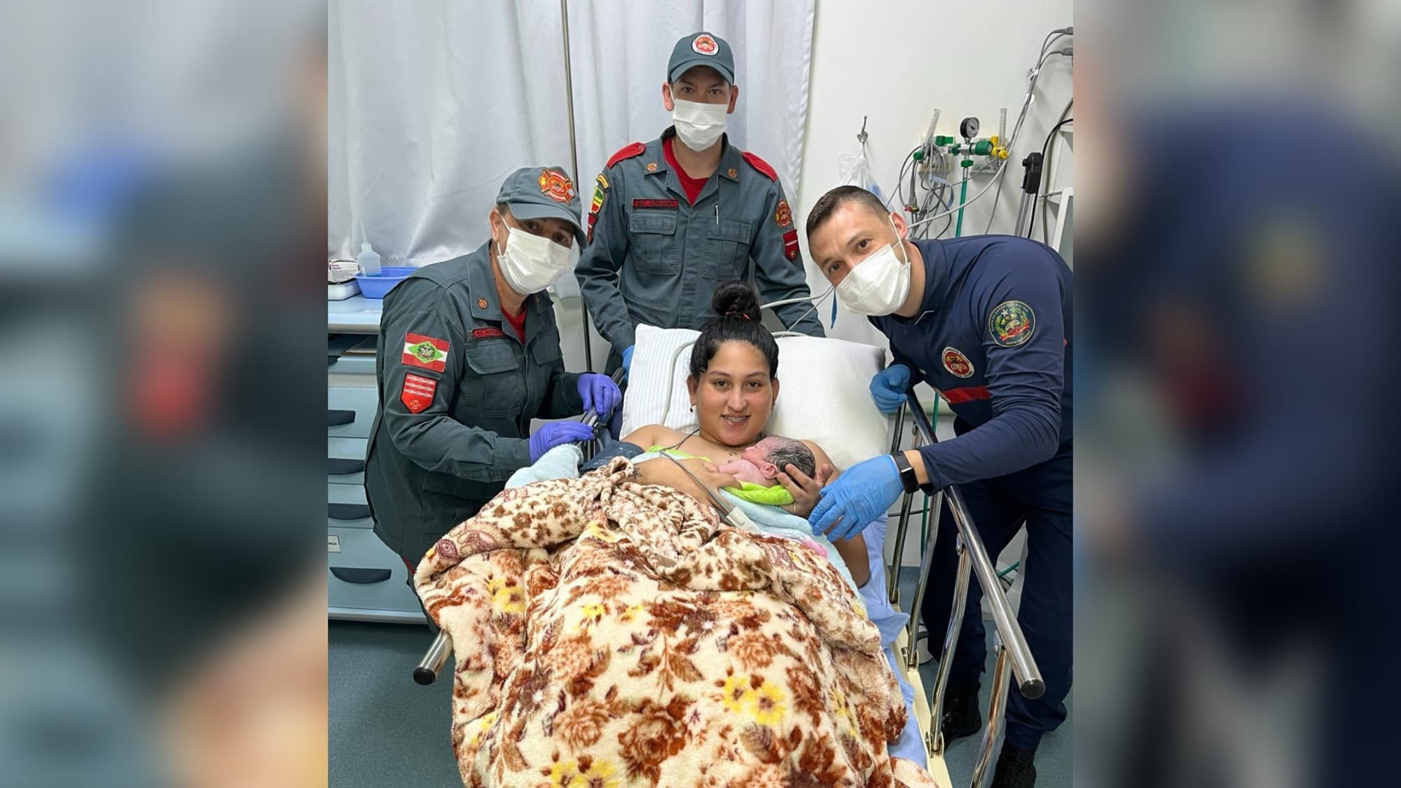 Bebê chega ao mundo dentro de casa com ajuda de bombeiros no interior de SC