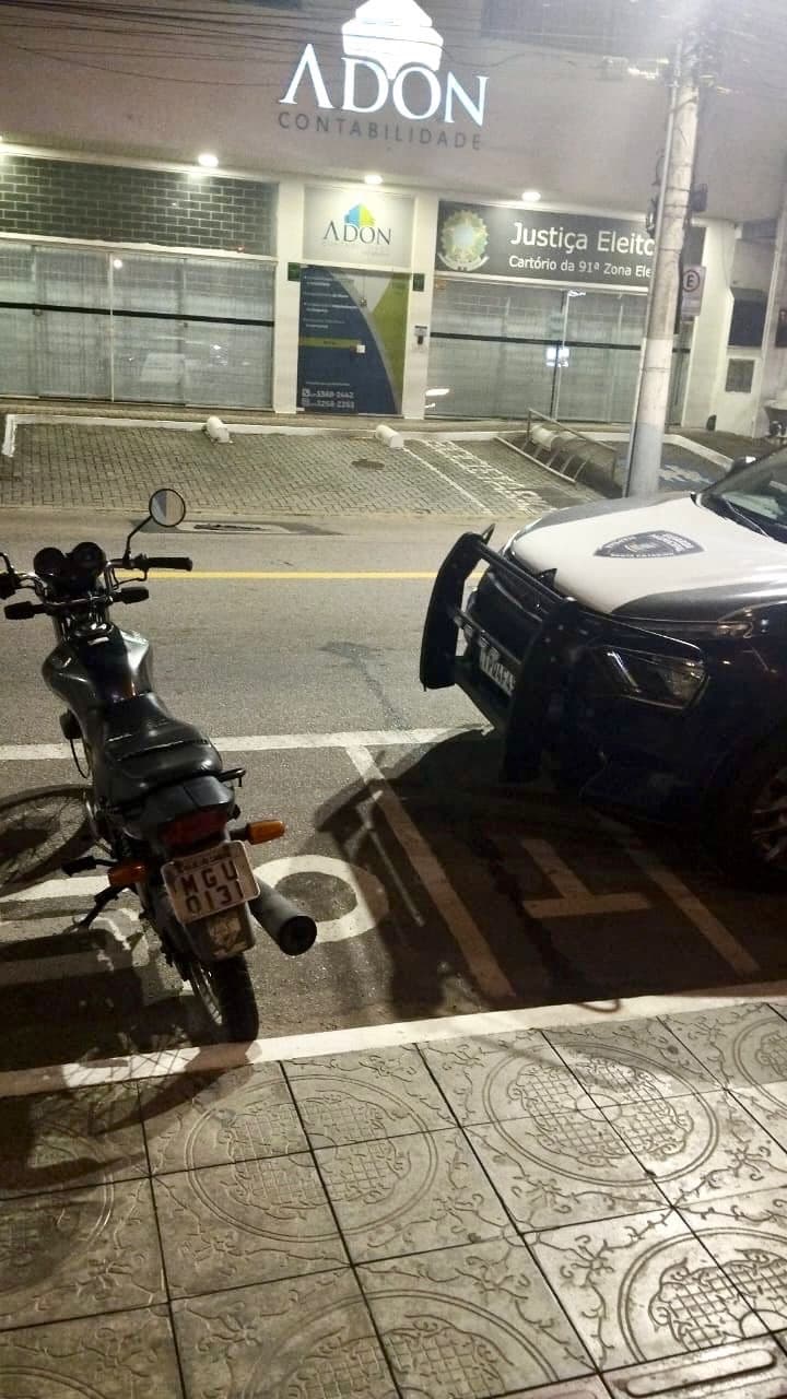 Guarda Municipal recupera moto furtada horas após crime no Centro de Itapema