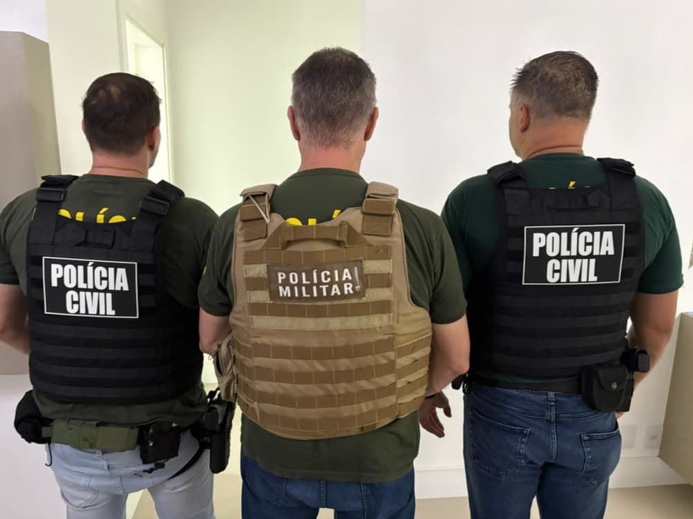 Operação "Bolso Duplo": GAECO cumpre mandados em três cidades de SC por esquema de "rachadinha"