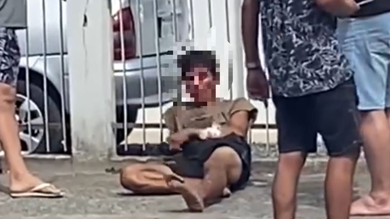 Ladrão ameaça criança e ganha “massagem” de moradores em SC