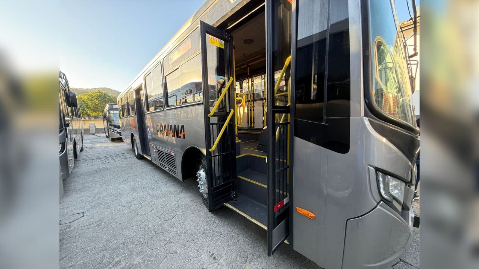 Itapema moderniza transporte público e coloca nove ônibus novos em circulação