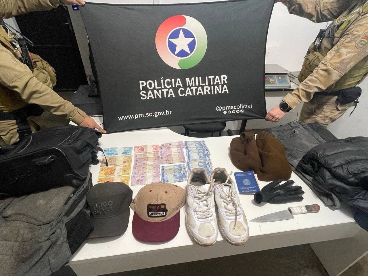 Trio rende três funcionários e foge com R$ 700 em roubo