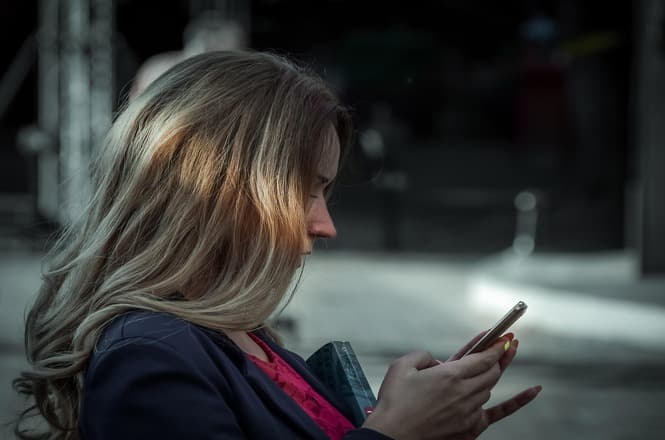 Mulher é condenada por criar perfis falsos e perseguir atual do ex nas redes sociais em Jaraguá do Sul