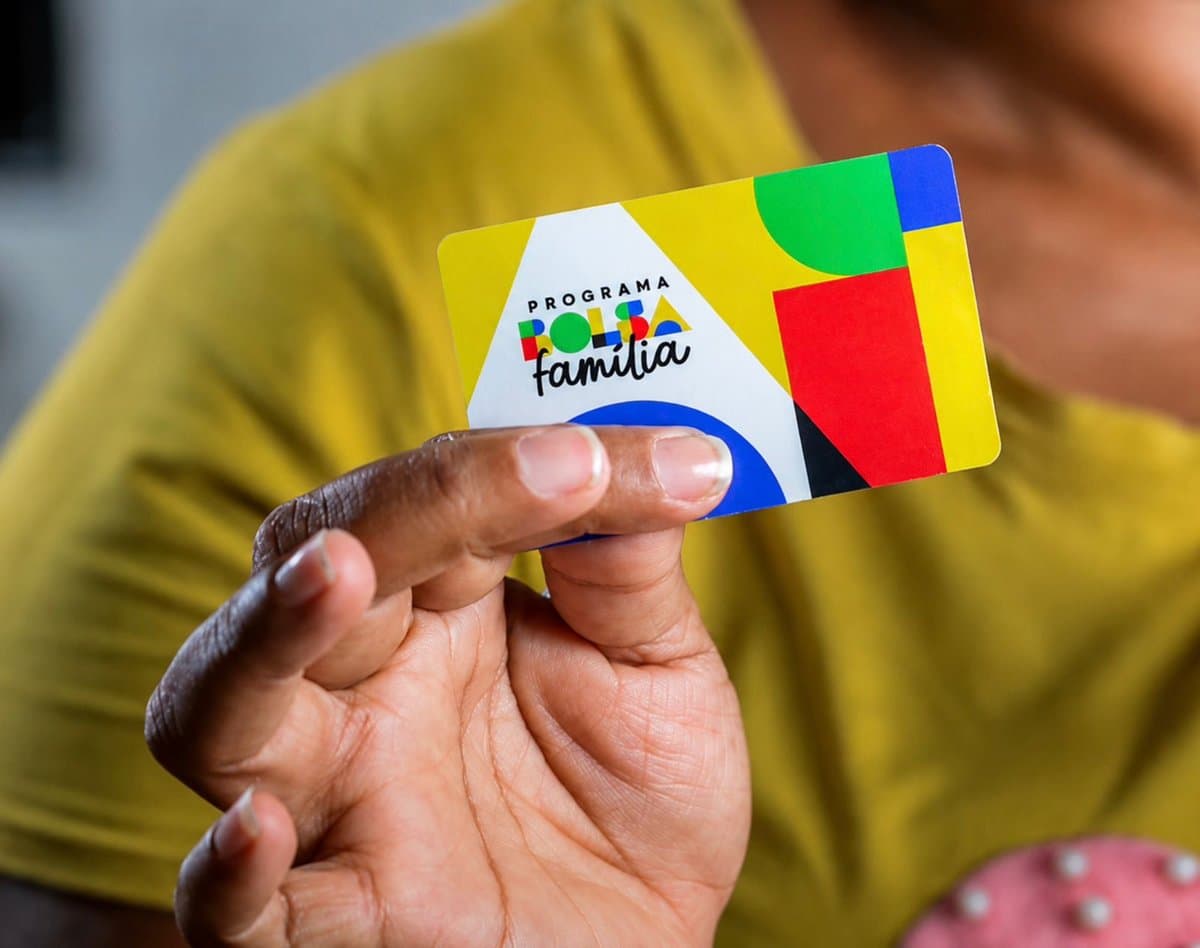 SC é o estado que menos depende de Bolsa Família no Brasil, com só 3,9% dos domicílios no programa