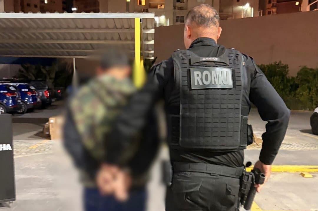 Condenado por estupro de vulnerável é preso ao desembarcar de ônibus em Itapema