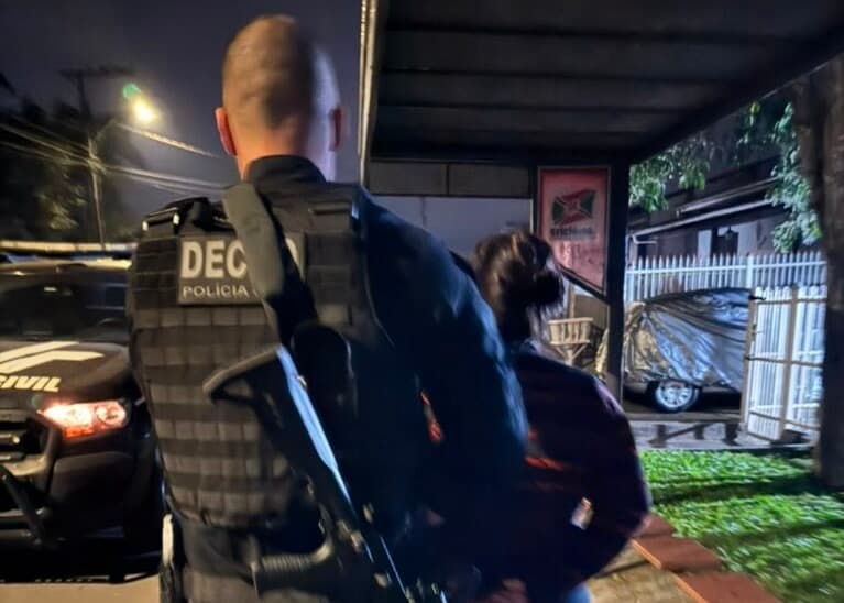 Polícia de SC apoia operação contra rede que movimentou R$ 21 milhões do narcotráfico
