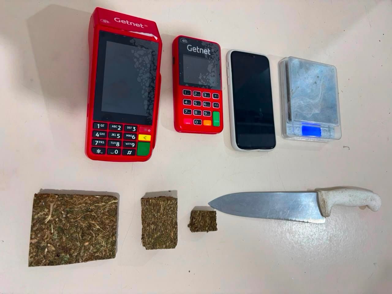 Homem é preso por tráfico de drogas durante ação da PM em Porto Belo