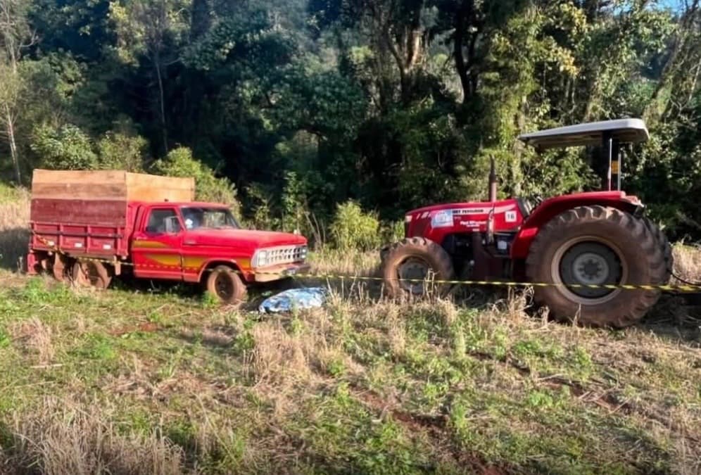 Trabalhador morre após ser atropelado pelo próprio trator em propriedade rural