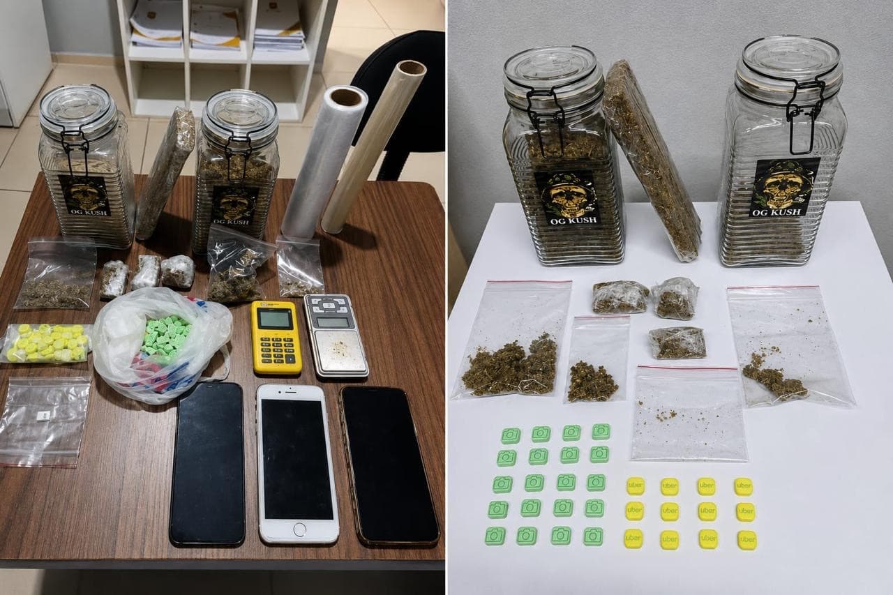 Polícia invade endereço investigado e encontra ecstasy, maconha e até máquina de cartão