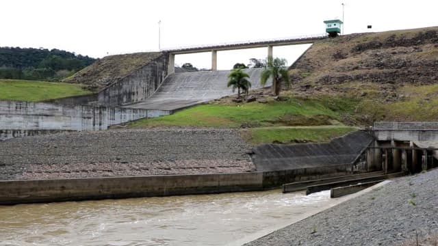 Defesa Civil abre comportas das barragens do Alto Vale após chuvas perderem força na região