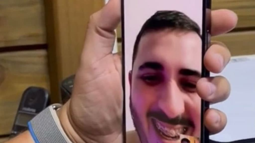 Jovem de Tijucas teve seu número sorteado em rifa do “Vendedor Sincero” e ganhou R$ 250 mil