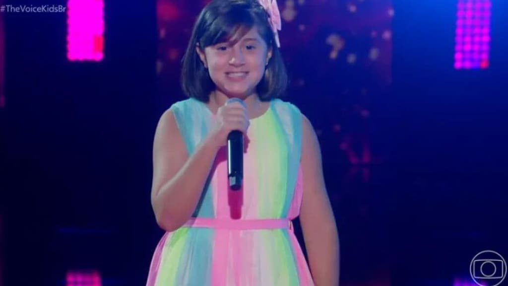 Menina de SC chega à final do The Voice Kids no dia do aniversário