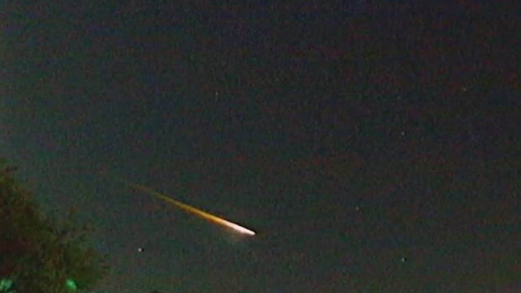 Luzes misteriosas iluminam céu catarinense e espantam moradores