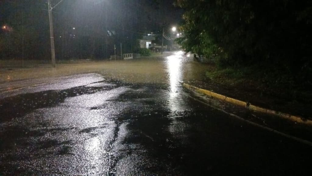 Após chuvas intensas, Rio do Sul enfrenta terceira enchente do ano