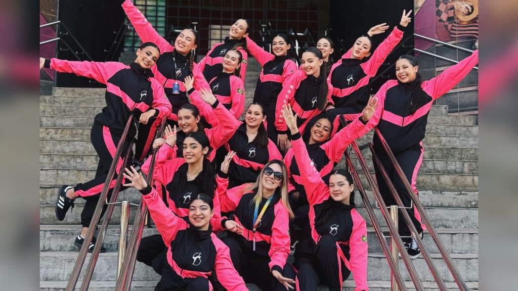 Bailarinas de Tijucas se destacam no 41º Festival de Dança de Joinville