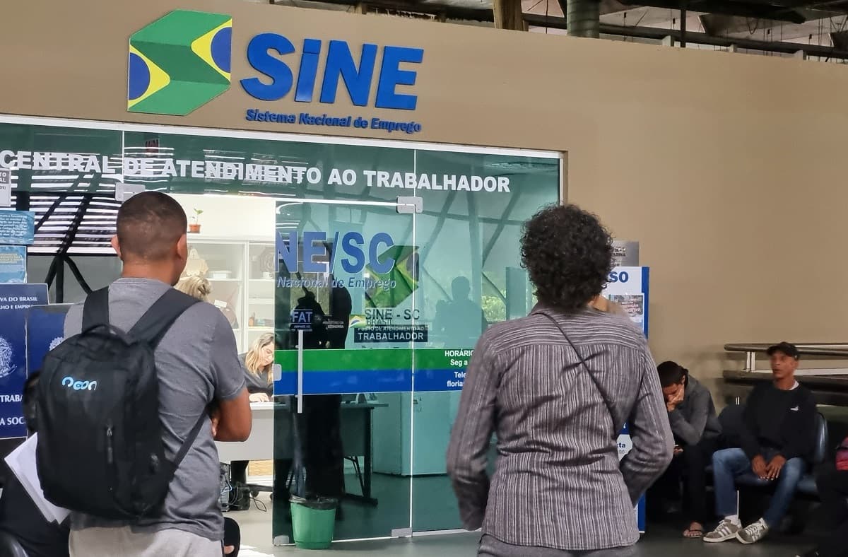 Sine encaminha mais de 85 mil trabalhadores para vagas de emprego
