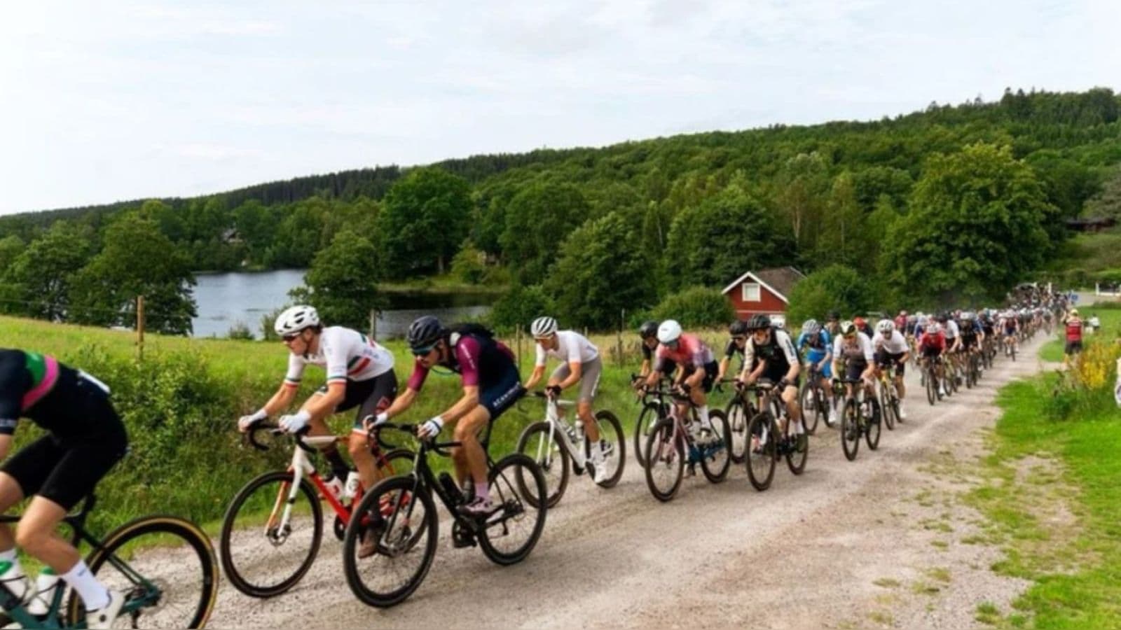 UCI Gravel World Series passa por Tijucas e Canelinha e reúne atletas de 11 países em prova classificatória para o Mundial
