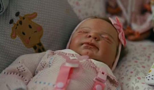 Furar fila com bebê reborn pode custar até R$ 30 mil