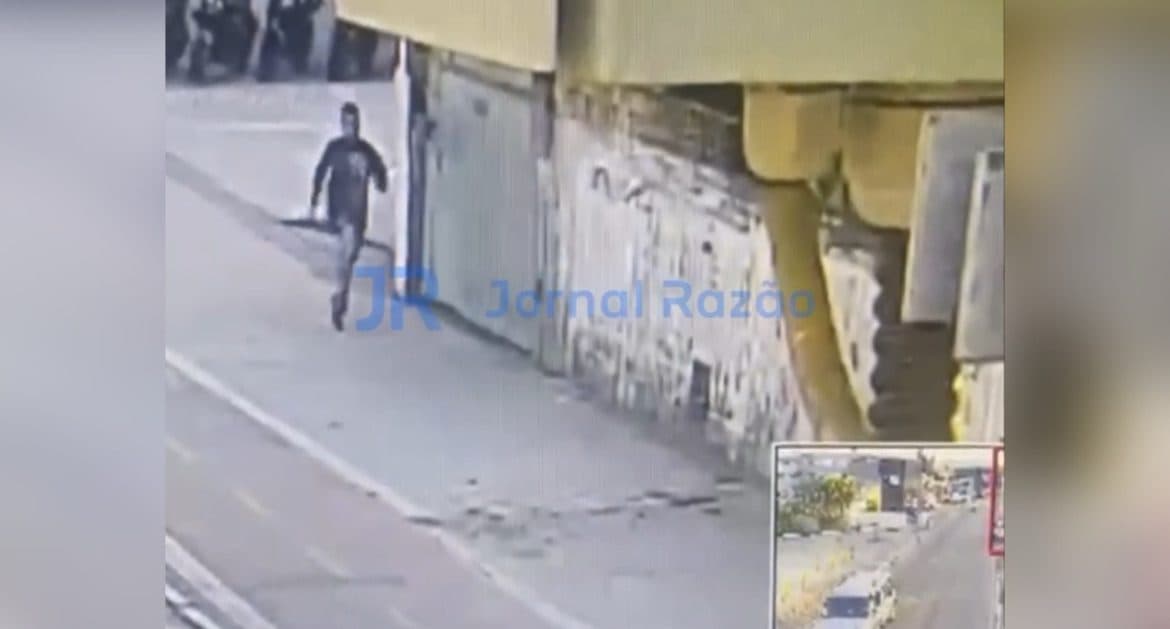 URGENTE: Criminoso foge da PMSC com arma na mão em plena luz do dia em Florianópolis