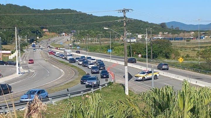 Fugiu sem olhar pra trás: motorista que causou morte de motociclista é preso em Florianópolis