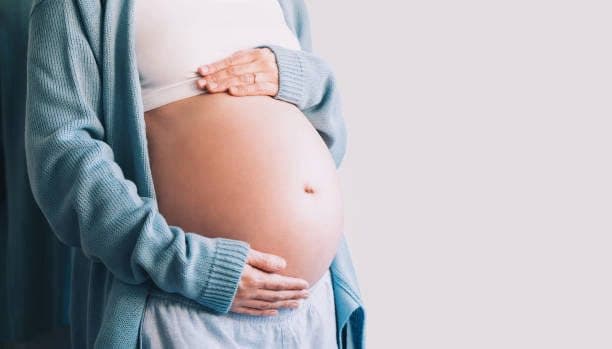 Após 20 anos tentando engravidar, casal de SC terá fertilização custeada pelo Estado