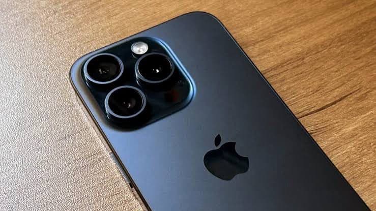 Moradora de Florianópolis se revolta ao descobrir que “3 iPhones por R$ 262” era golpe