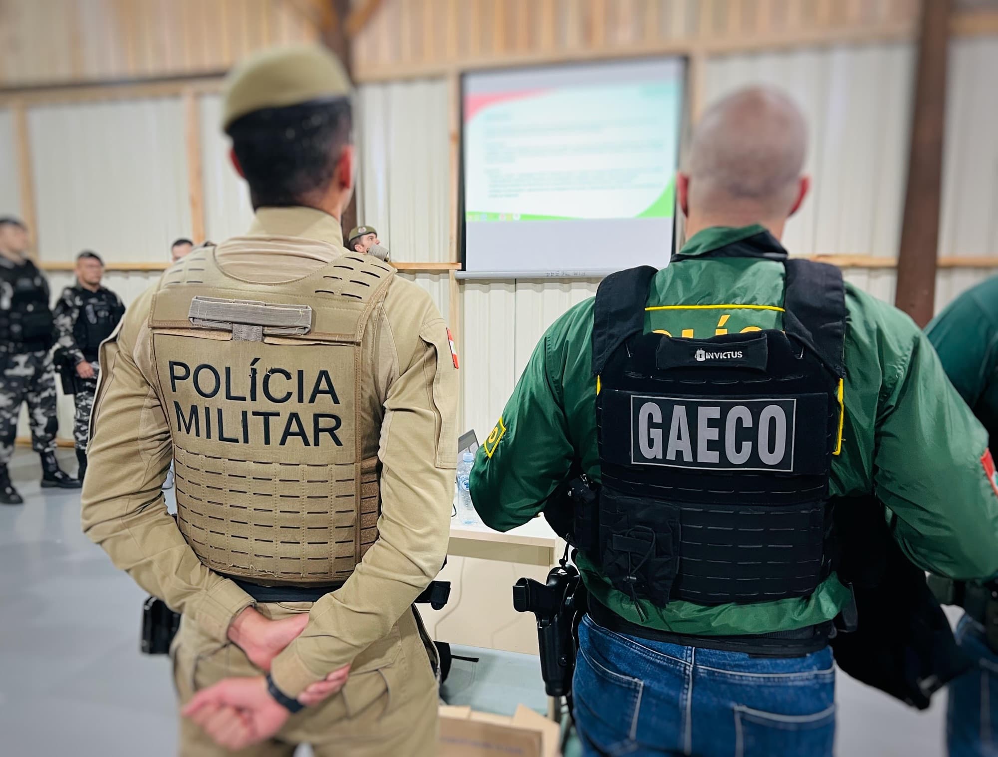 Operação Torcida Segura cumpre 16 mandados em Florianópolis e prende suspeito em flagrante