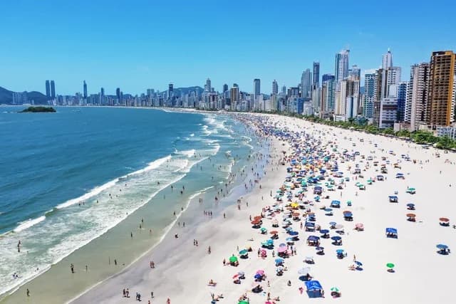 Como Comprar seu Primeiro Apartamento Frente Mar em Balneário Camboriú