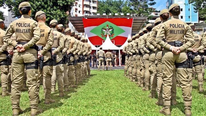 Comando da PMSC cria plano que trava promoções e revolta a tropa em Santa Catarina
