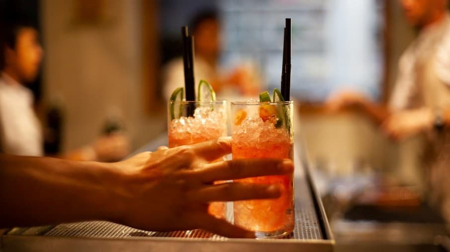 Venda de bebidas despenca e bares de Santa Catarina sentem os efeitos