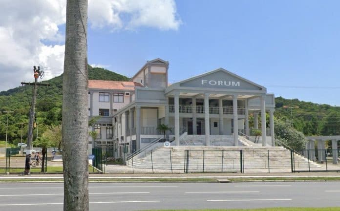 Balneário Camboriú tem 170 criminosos foragidos da Justiça; saiba os nomes