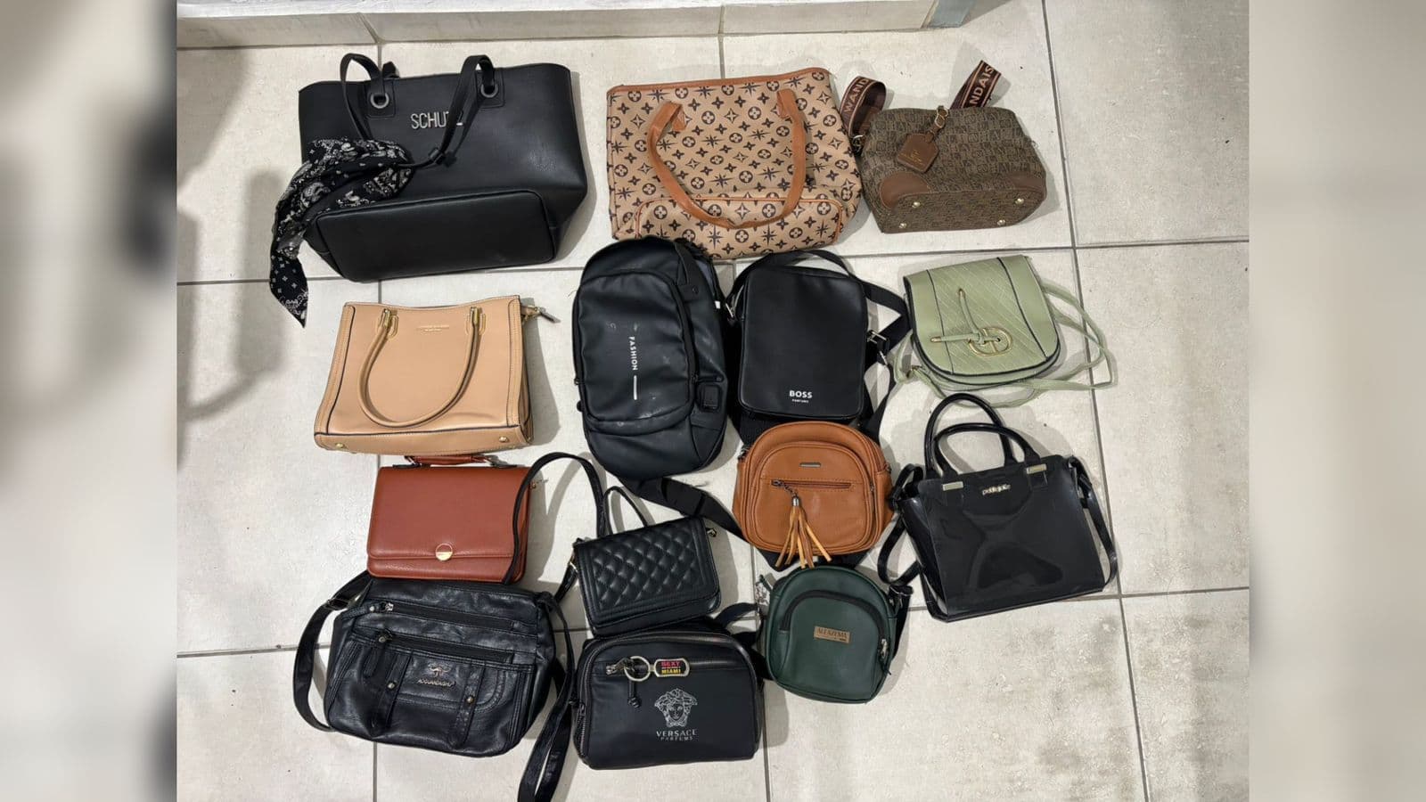 Vítima de furto em Tijucas se revolta após suspeitos saírem pela porta da frente da delegacia