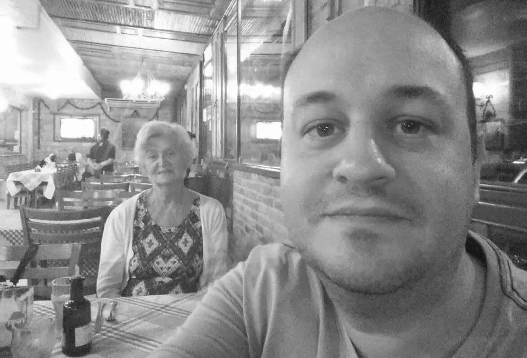 Advogado é encontrado morto ao lado da mãe de 87 anos em Joinville: “juntos até o fim”