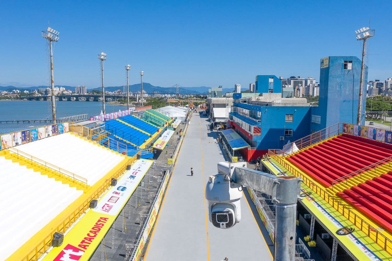 “Carnaval mais seguro do Brasil”: Florianópolis ativa reconhecimento facial e amplia monitoramento na folia