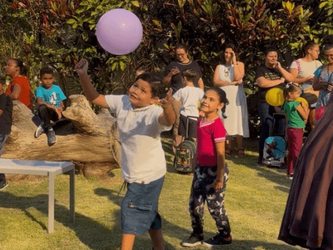 Pais comemoram inauguração de escola em tempo integral em Florianópolis