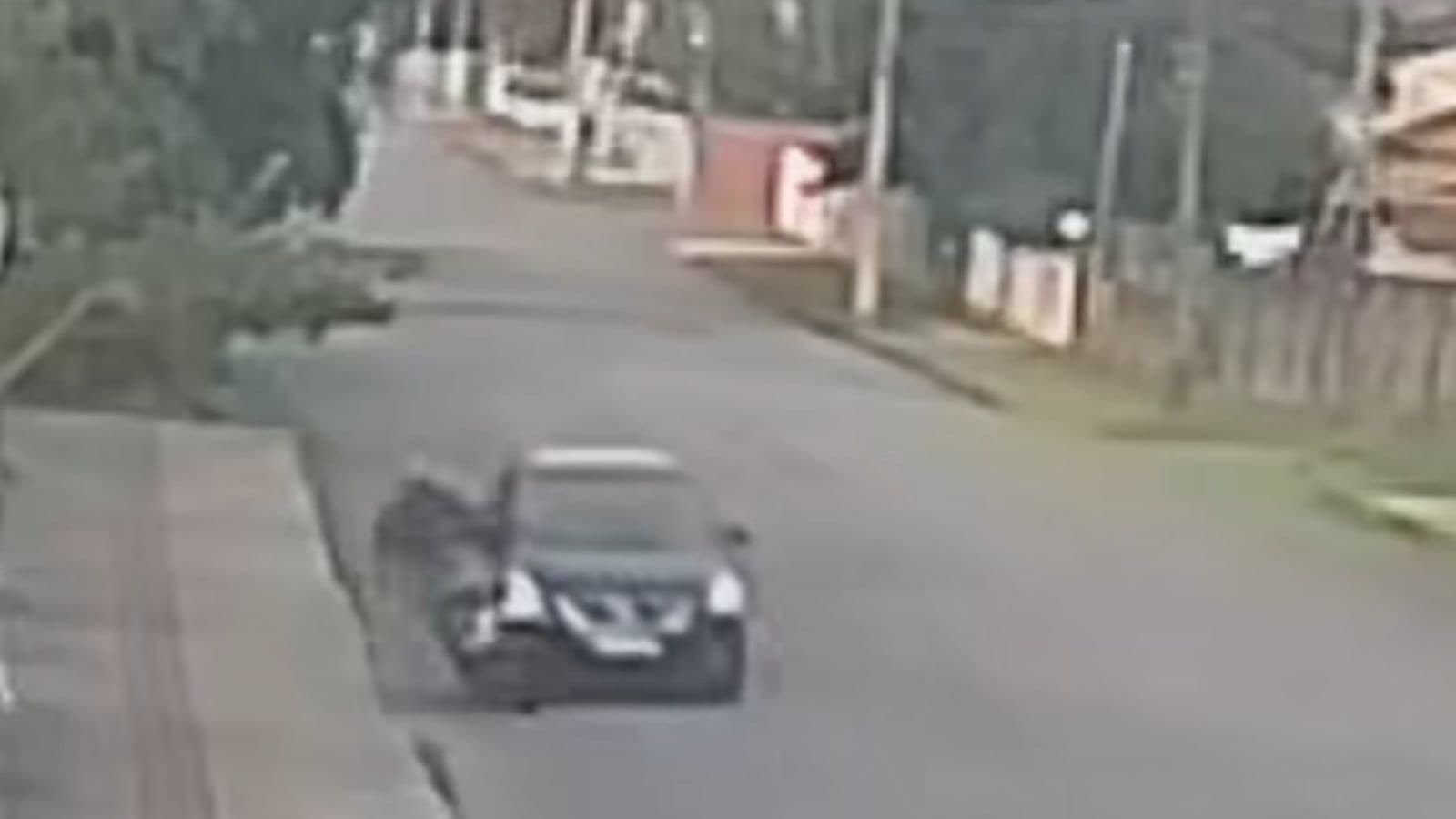 Motorista atropela motociclista e foge sem prestar socorro em Joinville
