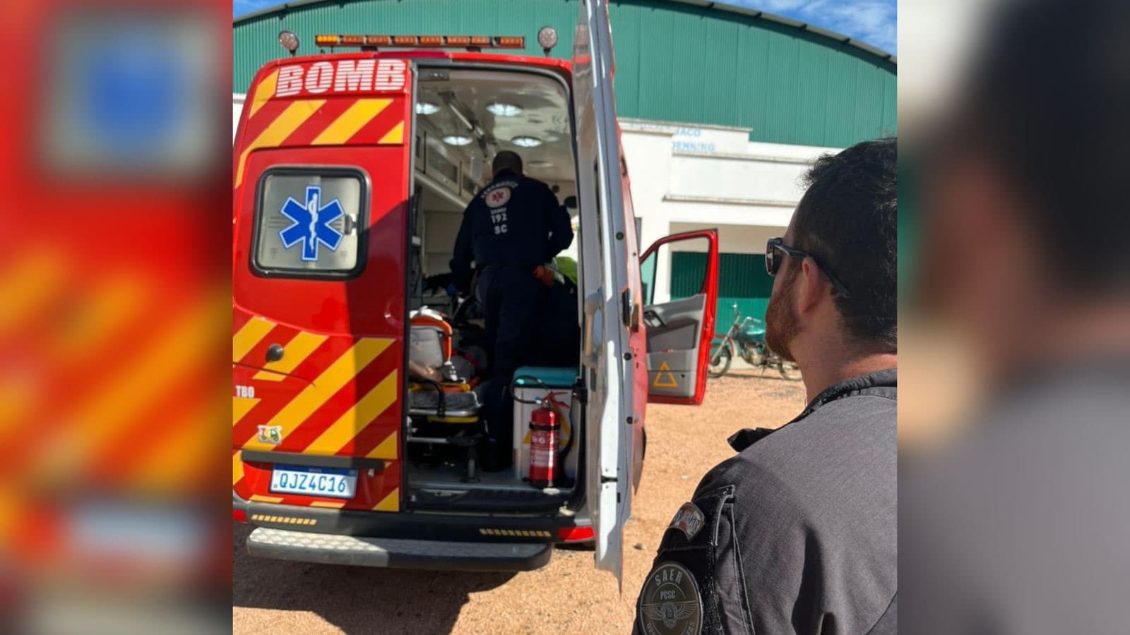 Idoso morre em grave acidente entre moto e trator em SC
