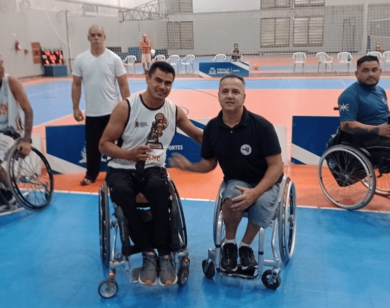 “Agora é seguir trabalhando forte”: Brusque retorna à Copa Joinville após dois anos e termina no pódio