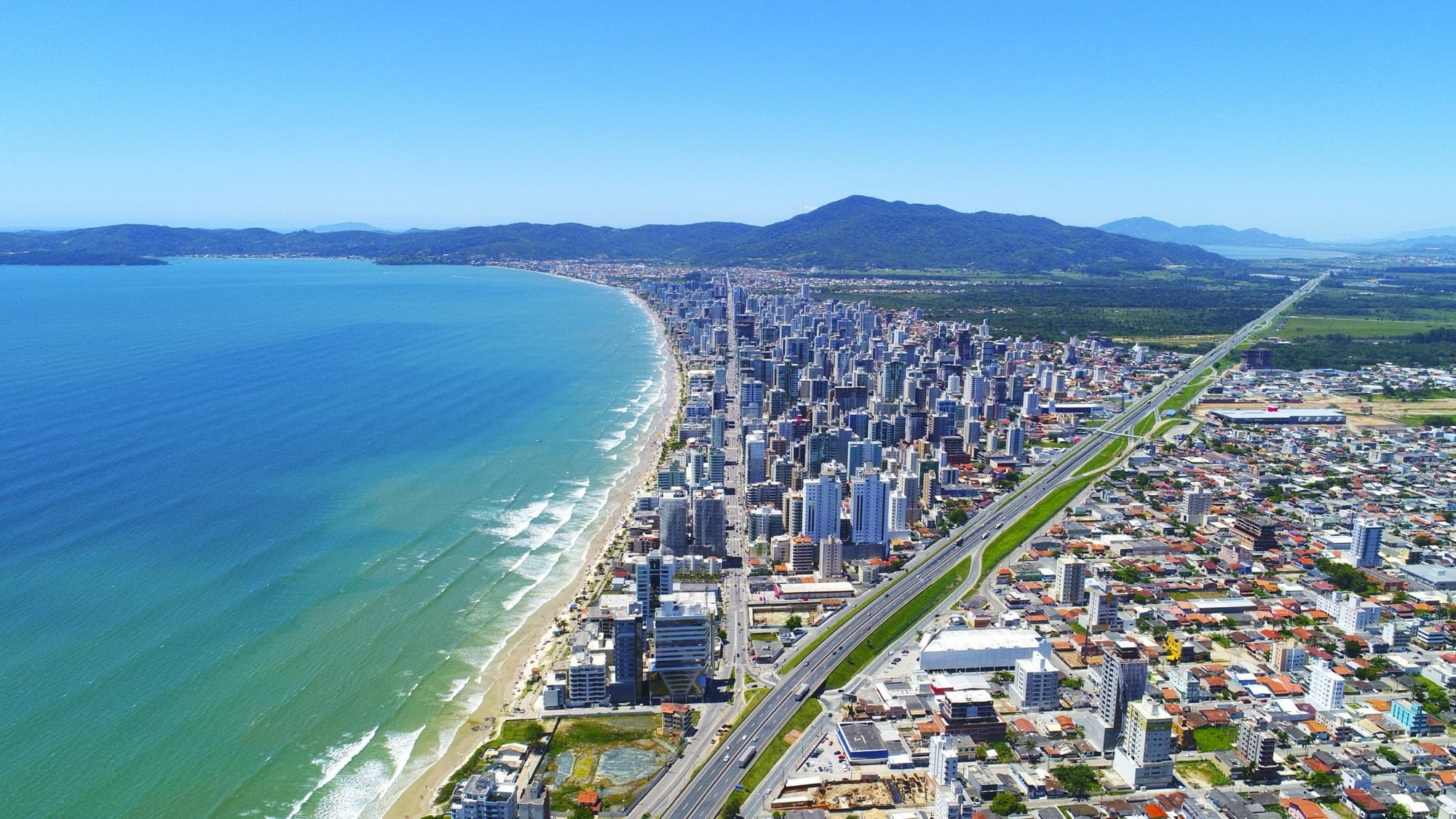 Meia Praia vai ganhar 20 metros de areia e obra de R$ 60 milhões em Itapema está liberada