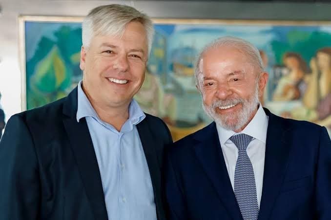 Presidente do PT em SC usou dinheiro público para turismo na Europa e está inelegível