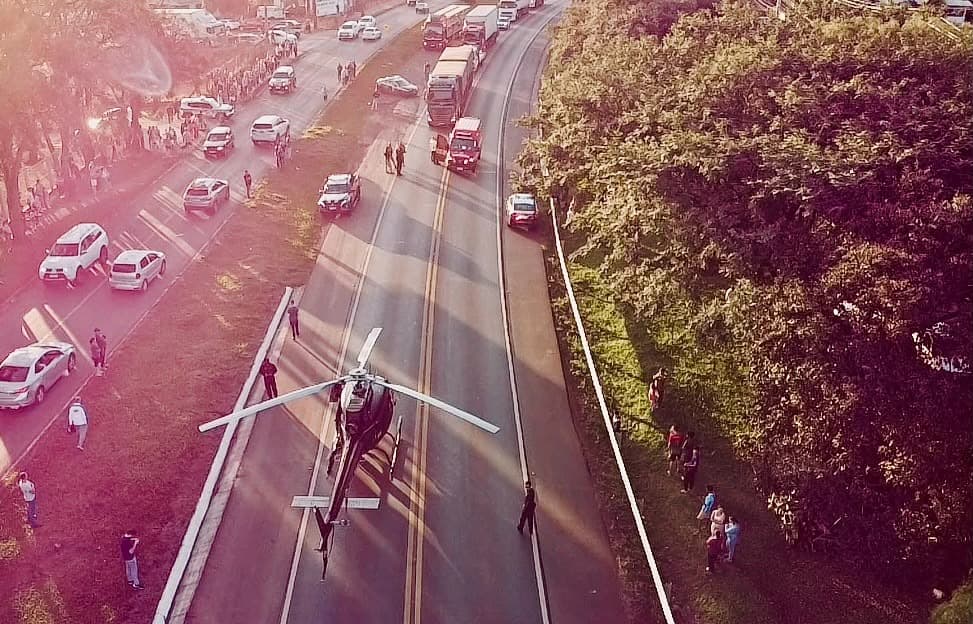 “Foi arremessado”: motociclista atropela e deixa policial rodoviário federal gravemente ferido em SC