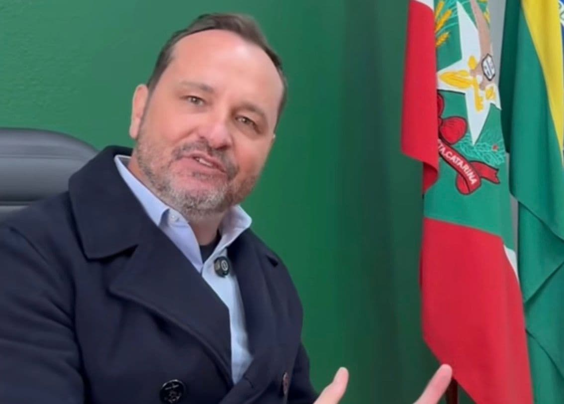 Em ano de eleição, prefeito de Timbó autoriza contrato de até R$ 2,5 milhões para propaganda