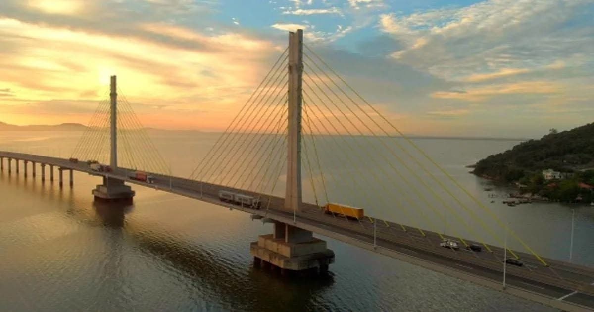 Risco de colapso? Cabos de sustentação teriam rompido e ponte Anita Garibaldi é interditada
