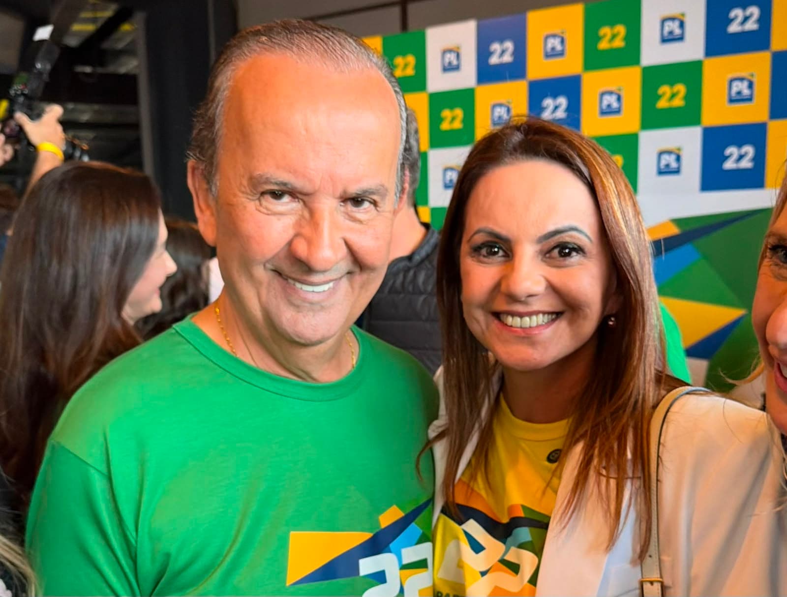 Ao lado de Jorginho e Flávio, ex-prefeita de Itapema é lançada candidata a Deputada Estadual