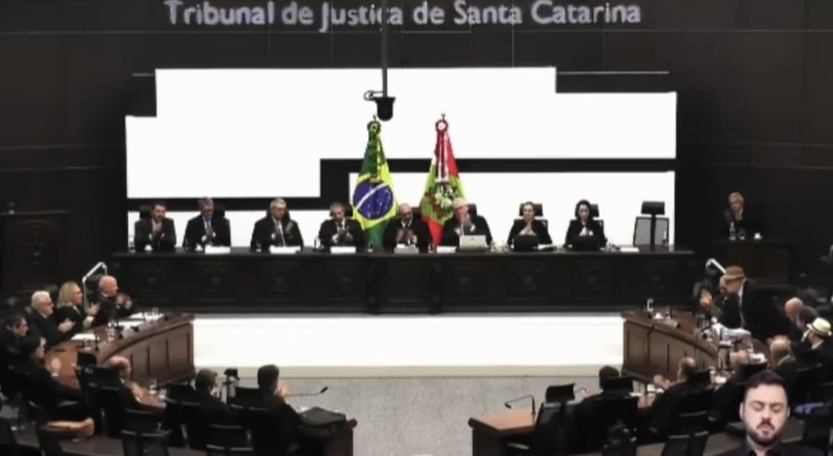 Sessão do Órgão Especial do Tribunal de Justiça de Santa Catarina